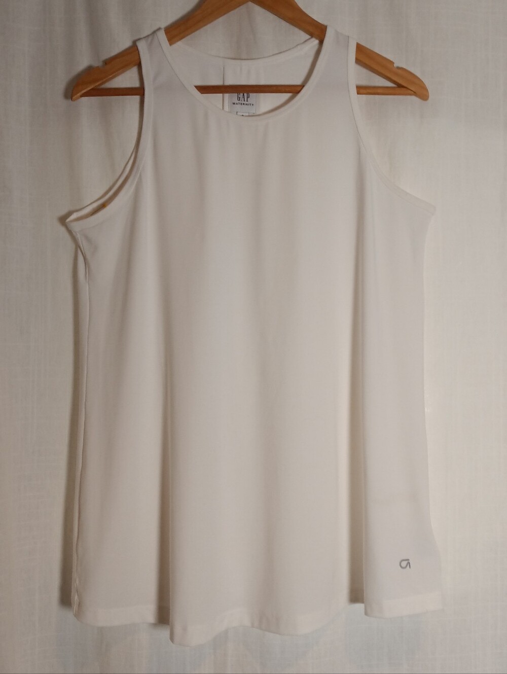 GAP Maternity Stretch Knit White Sleeveless Top w/ Back Pleat Size Small